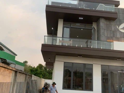 Thi công cửa nhôm kính tại Trảng Bàng, Tây Ninh