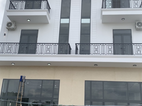 thi công cửa nhôm tai Tân Đô Long An