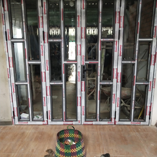 Cửa nhôm XingFa nhập khẩu chia ô